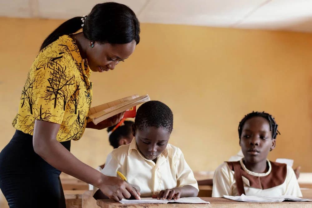 Children paying attention in a classroom